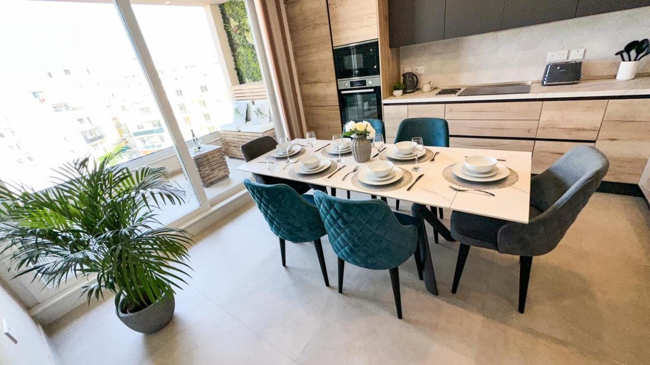 Honeycomb Designer Apartment 세인트폴스베이 외부 사진
