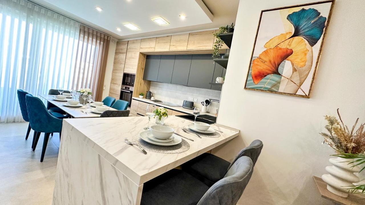 Honeycomb Designer Apartment 세인트폴스베이 외부 사진